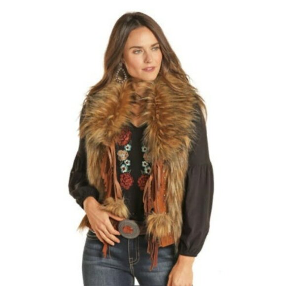 NWT Powder River Outfitters Ladies Faux Fur Vest XL Camel With Fringe Details By - Picture 1 of 9